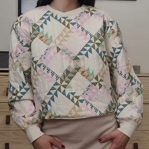 New quilted sweatshirt.